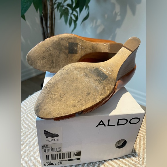 Cute Brown Leather Peep Toe Wedges. Size 7. Euro 37. - Picture 8 of 8